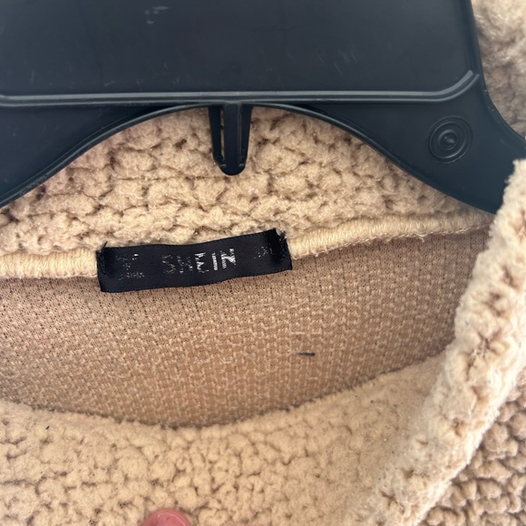 SHEIN Cowl Neck Tan Sherpa Cropped Sweater - Picture 2 of 4